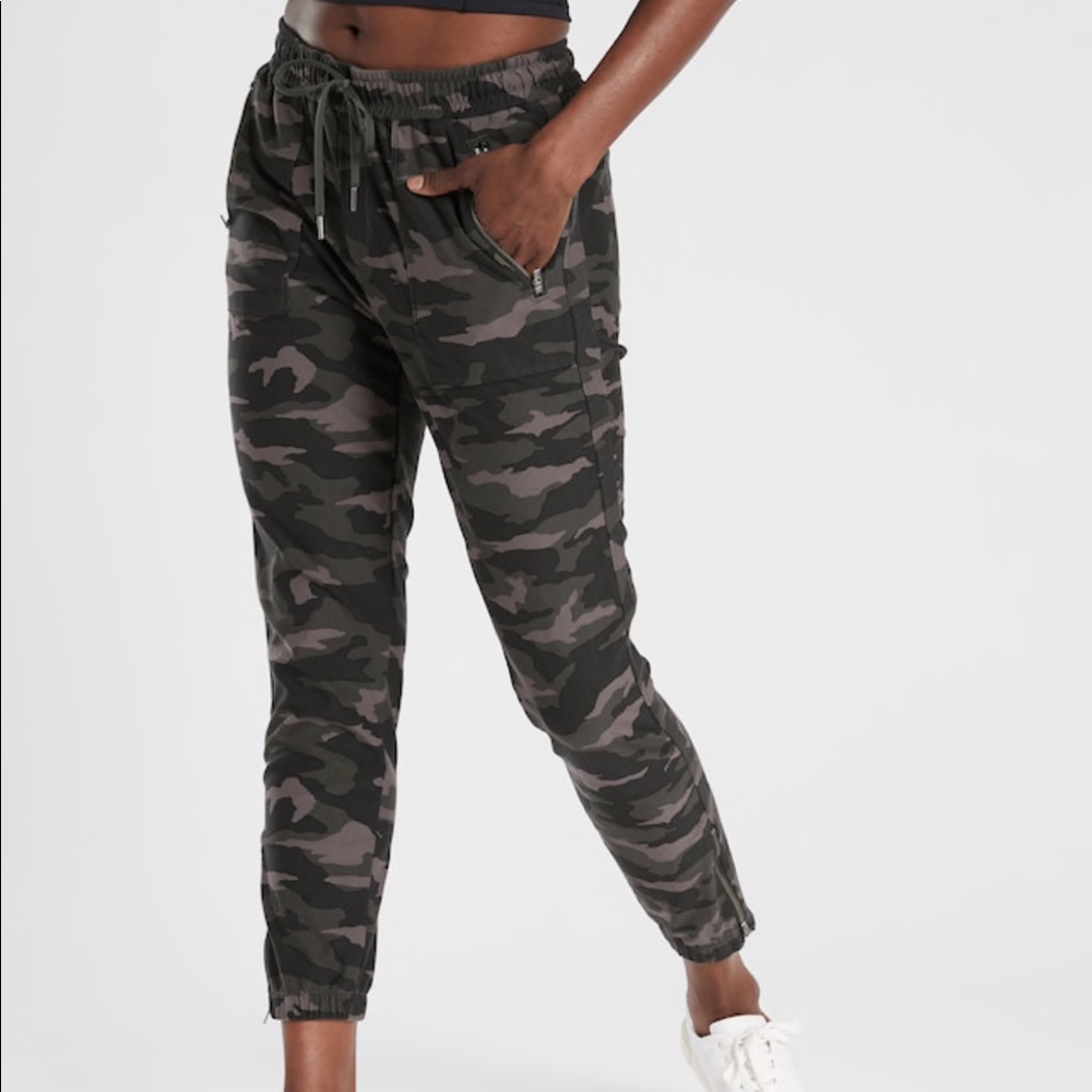 Athleta Farallon Camo Pant